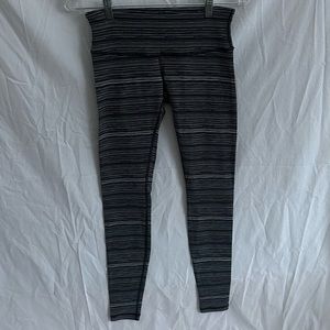 Lululemon Wunder Under Stripe Pant III- Size 6